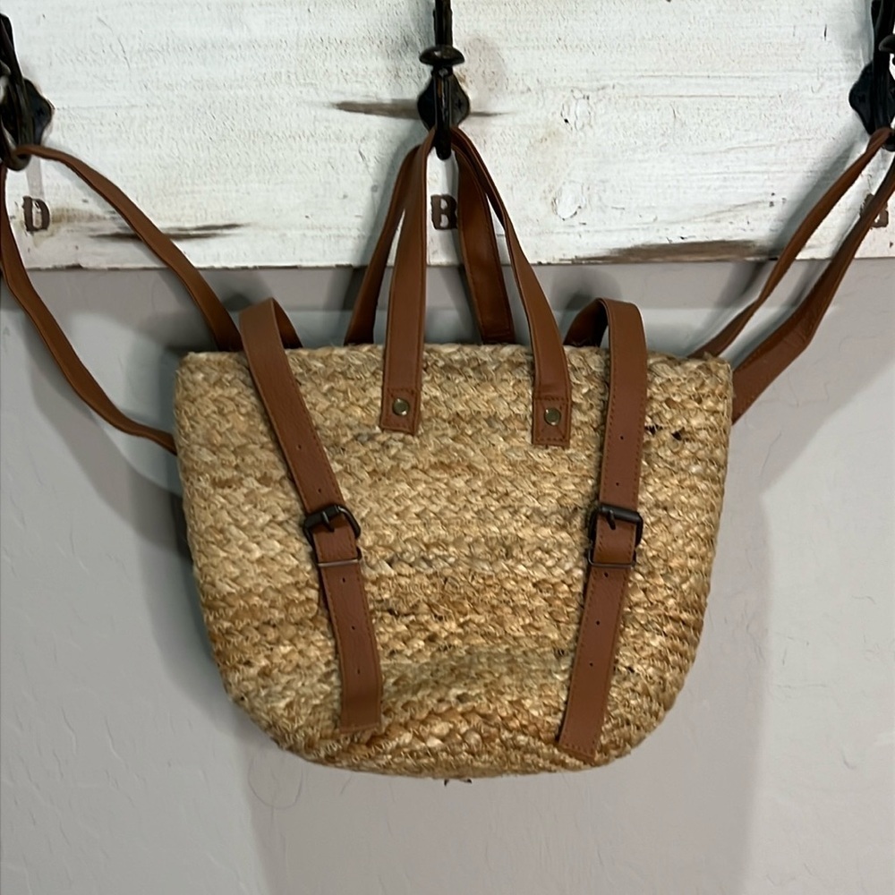 XIX Palms Straw Purse Bag Backpack Insulated Cooler Shorebreak Beach Boho NWOT - Picture 2 of 10